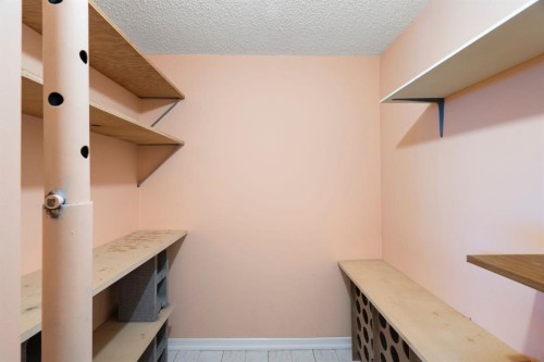 118 Shawnee Place Sw, Calgary, AB - Indoor