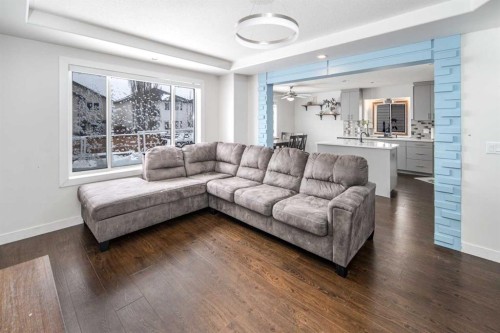 125 Coventry Crescent Ne, Calgary, AB - Indoor Photo Showing Living Room