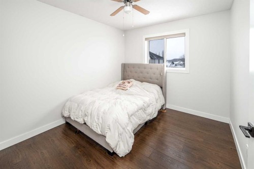 125 Coventry Crescent Ne, Calgary, AB - Indoor Photo Showing Bedroom