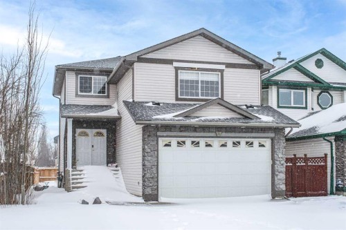 125 Coventry Crescent Ne, Calgary, AB - Outdoor