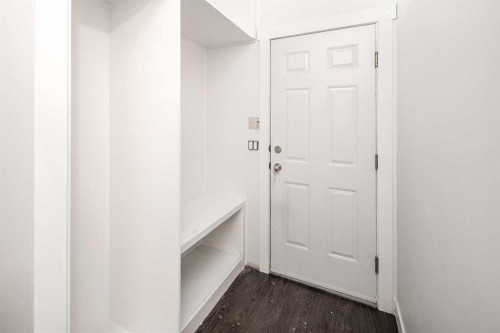 125 Coventry Crescent Ne, Calgary, AB - Indoor Photo Showing Other Room