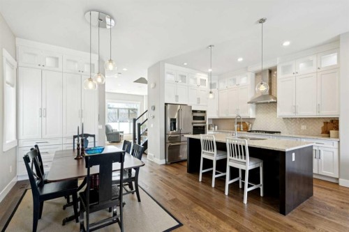 646 24 Avenue Nw, Calgary, AB - Indoor