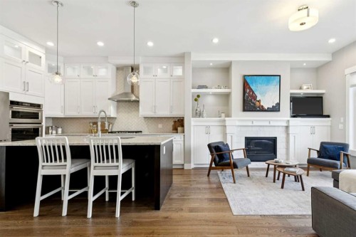 646 24 Avenue Nw, Calgary, AB - Indoor