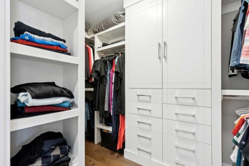 646 24 Avenue Nw, Calgary, AB - Indoor