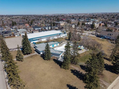 646 24 Avenue Nw, Calgary, AB - Outdoor With View