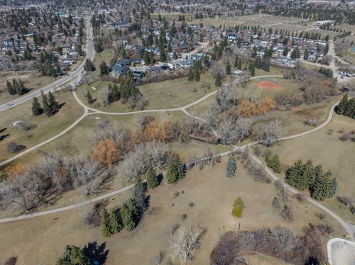 646 24 Avenue Nw, Calgary, AB - Outdoor With View