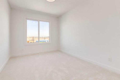 446 River Avenue, Cochrane, AB - Indoor Photo Showing Other Room