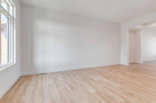 446 River Avenue, Cochrane, AB - Indoor Photo Showing Other Room