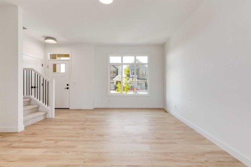 446 River Avenue, Cochrane, AB - Indoor Photo Showing Other Room
