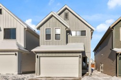 137 Copperhead Road SE Calgary, AB T2Z 5G9
