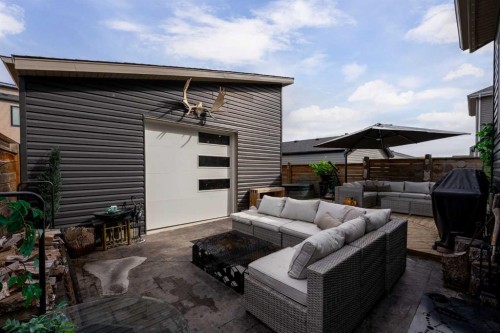 205 Copperpond Parade Se, Calgary, AB 