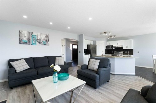 57 Bridlecrest Court Sw, Calgary, AB - Indoor Photo Showing Living Room