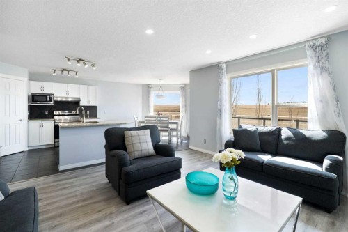 57 Bridlecrest Court Sw, Calgary, AB - Indoor Photo Showing Living Room