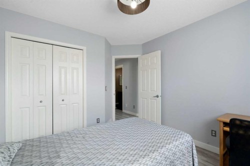 57 Bridlecrest Court Sw, Calgary, AB - Indoor Photo Showing Bedroom