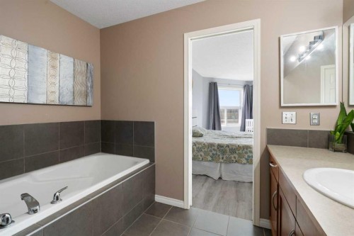57 Bridlecrest Court Sw, Calgary, AB - Indoor Photo Showing Bathroom