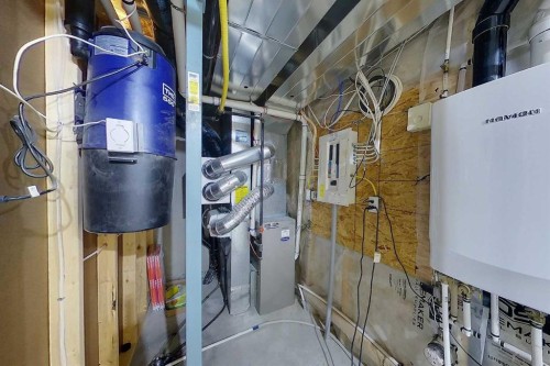 508-413 River Avenue, Cochrane, AB - Indoor Photo Showing Basement