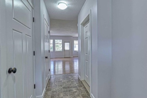 508-413 River Avenue, Cochrane, AB - Indoor Photo Showing Other Room