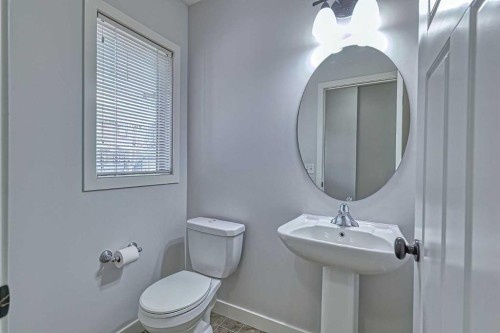 508-413 River Avenue, Cochrane, AB - Indoor Photo Showing Bathroom