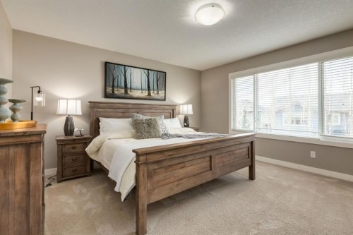 39 Cranbrook Crescent Se, Calgary, AB - Indoor Photo Showing Bedroom