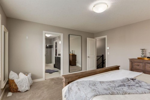 39 Cranbrook Crescent Se, Calgary, AB - Indoor Photo Showing Bedroom