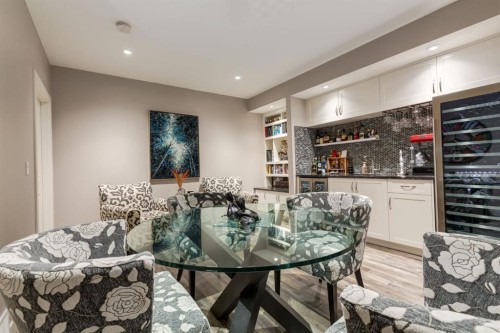 39 Cranbrook Crescent Se, Calgary, AB - Indoor