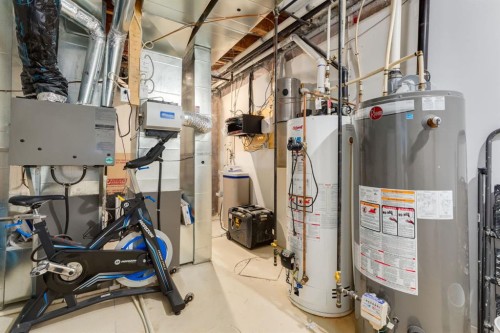 39 Cranbrook Crescent Se, Calgary, AB - Indoor Photo Showing Basement