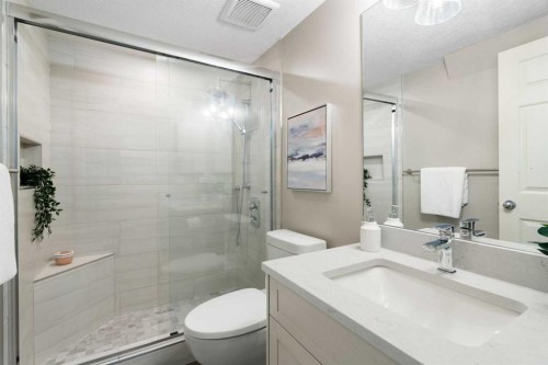 71 Chaparral Grove Se, Calgary, AB - Indoor Photo Showing Bathroom