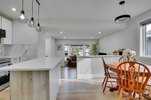 51 Taraglen Road Ne, Calgary, AB - Indoor Photo Showing Dining Room