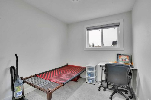 51 Taraglen Road Ne, Calgary, AB - Indoor