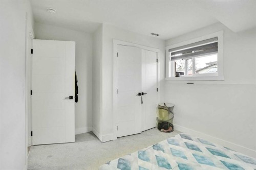 51 Taraglen Road Ne, Calgary, AB - Indoor Photo Showing Other Room
