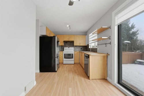 43 Martindale Court Ne, Calgary, AB - Indoor Photo Showing Kitchen