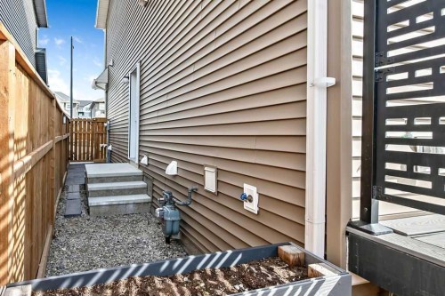80 Wolf Gate, Okotoks, AB - Outdoor With Exterior