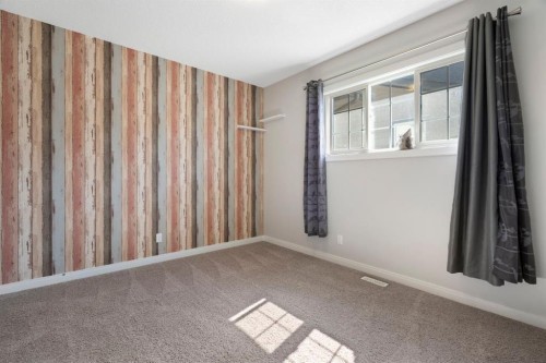 5 Riviera Crescent, Cochrane, AB - Indoor Photo Showing Other Room