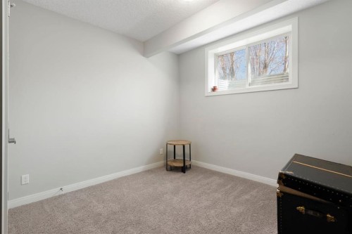 5 Riviera Crescent, Cochrane, AB - Indoor Photo Showing Other Room