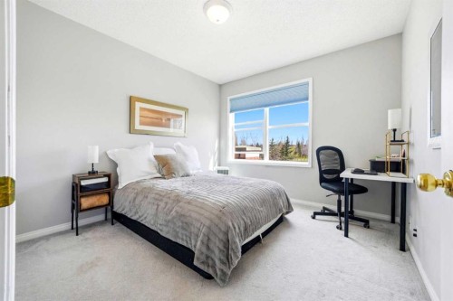 207-60 Promenade Way Se, Calgary, AB - Indoor Photo Showing Bedroom