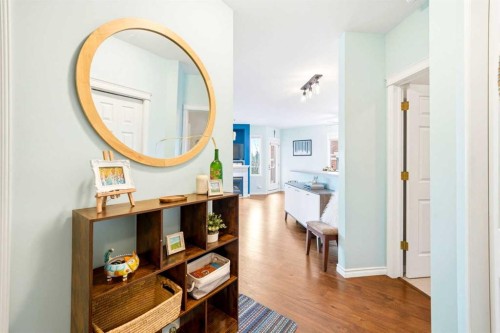 207-60 Promenade Way Se, Calgary, AB - Indoor Photo Showing Other Room