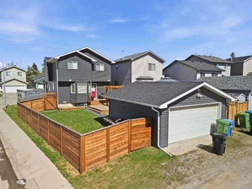 59 Somerside Manor Sw, Calgary, AB - Outdoor With Exterior