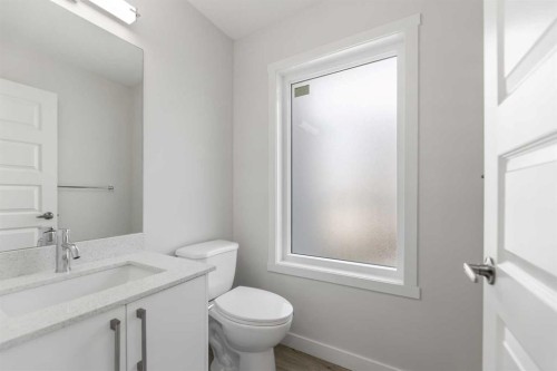803-90 Corner Meadows Manor Ne, Calgary, AB - Indoor Photo Showing Bathroom
