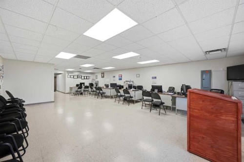 Unit 234-7 Westwinds Crescent Ne, Calgary, AB 