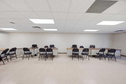 Unit 234-7 Westwinds Crescent Ne, Calgary, AB 