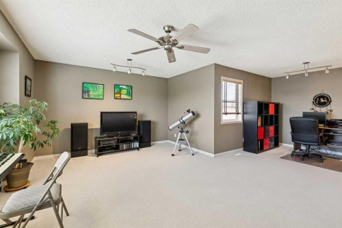 172 West Lakeview Circle, Chestermere, AB 