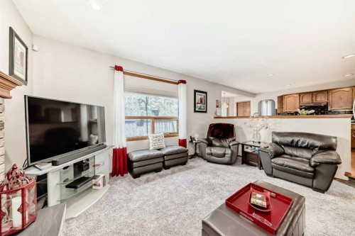 219 Hawkstone Close Nw, Calgary, AB - Indoor Photo Showing Living Room