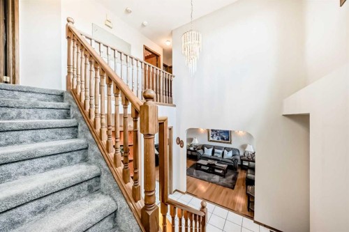 219 Hawkstone Close Nw, Calgary, AB - Indoor Photo Showing Other Room