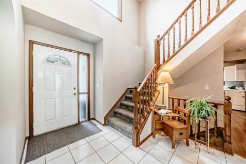 219 Hawkstone Close Nw, Calgary, AB - Indoor Photo Showing Other Room