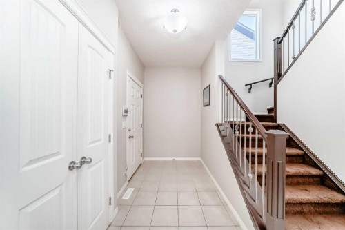 795 New Brighton Drive Se, Calgary, AB - Indoor Photo Showing Other Room