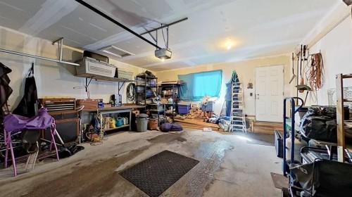 818 Cornerstone Boulevard Ne, Calgary, AB - Indoor Photo Showing Garage