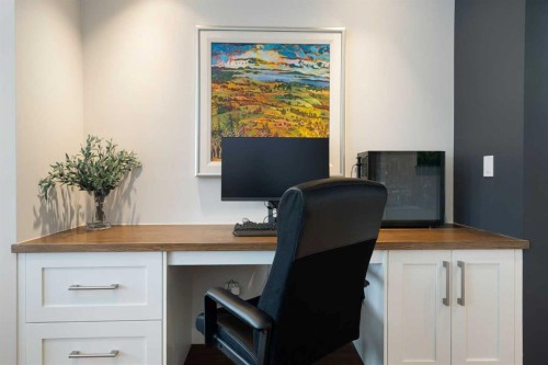 2201 Bowness Road Nw, Calgary, AB - Indoor Photo Showing Office