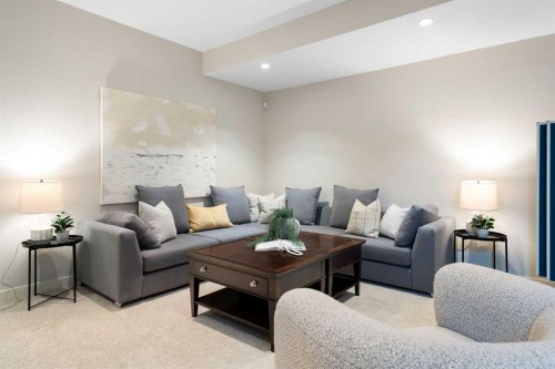 2201 Bowness Road Nw, Calgary, AB - Indoor Photo Showing Living Room