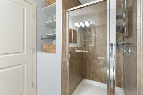 35 Walden Terrace Se, Calgary, AB - Indoor Photo Showing Bathroom