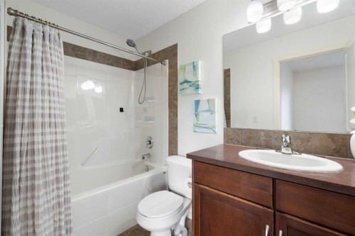 35 Walden Terrace Se, Calgary, AB - Indoor Photo Showing Bathroom